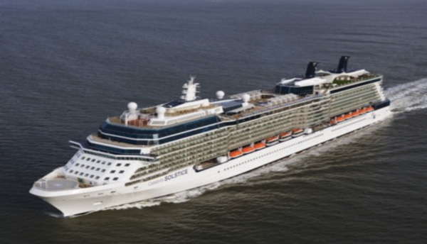 Passenger cruise vessel